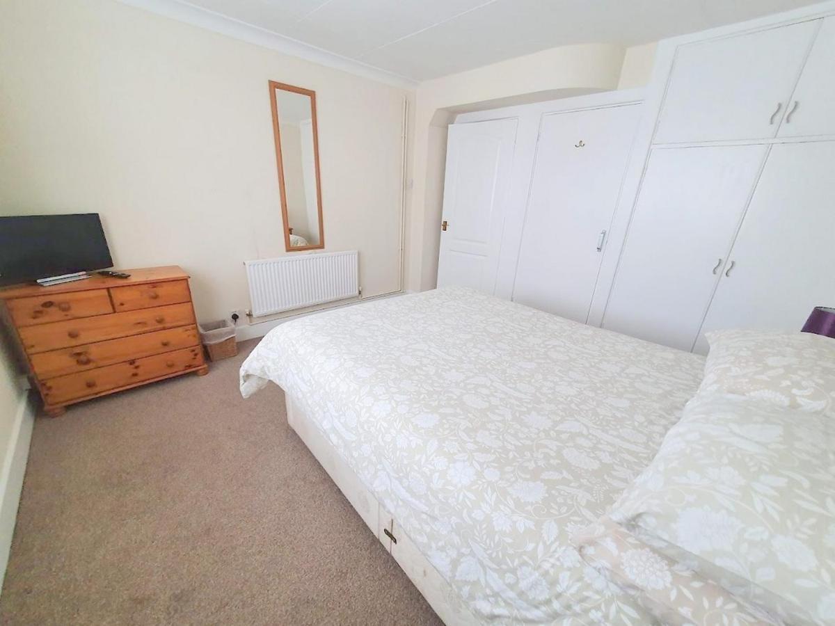 Wentworth Apartment With 2 Bedrooms, Superfast Wi-Fi And Parking Sittingbourne Εξωτερικό φωτογραφία